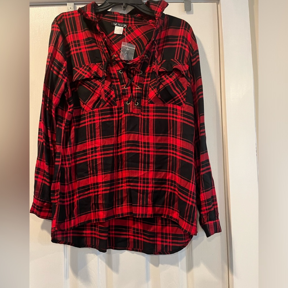VENSUS Red/Black shirt